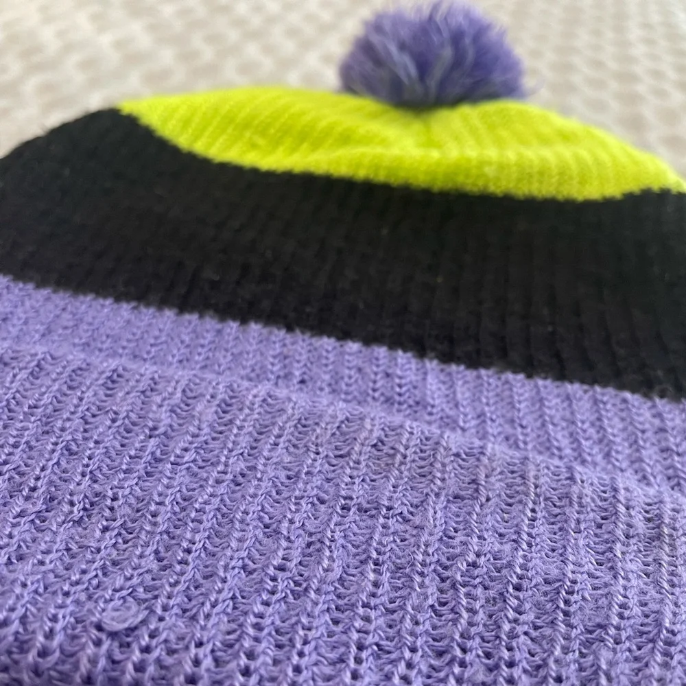 Neff toque - Picture 6 of 8